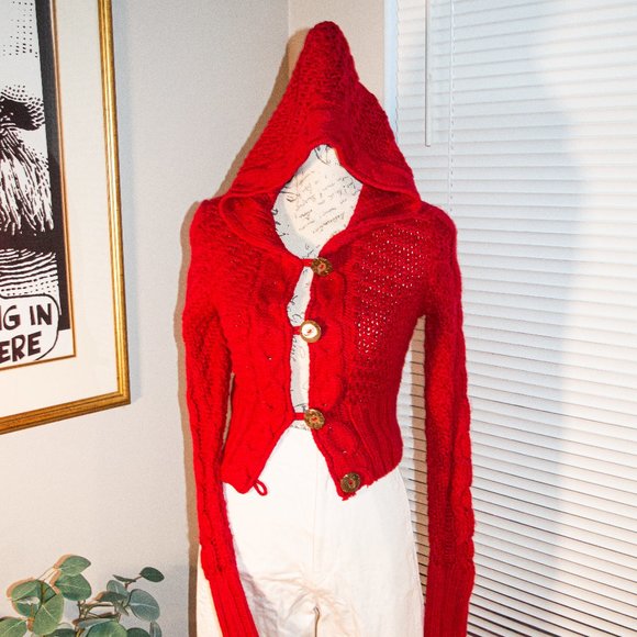 Vintage Cutie Red Knitted Ballet Core Hooded Sweater Cardigan - Picture 2 of 3